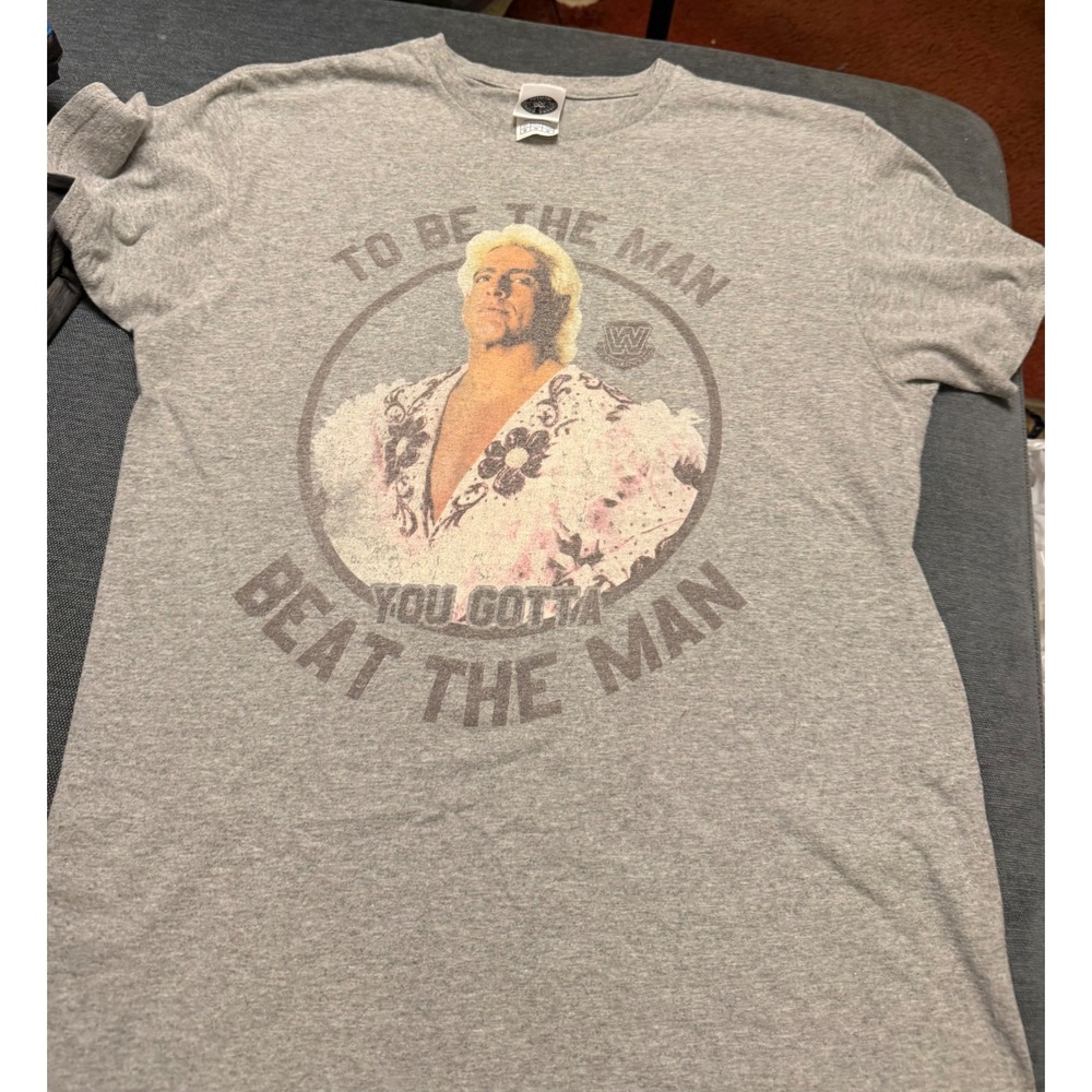 WWE Ric Flair To Be The Man You Gotta Beat The Man Gray Graphic T-Shirt Mens M